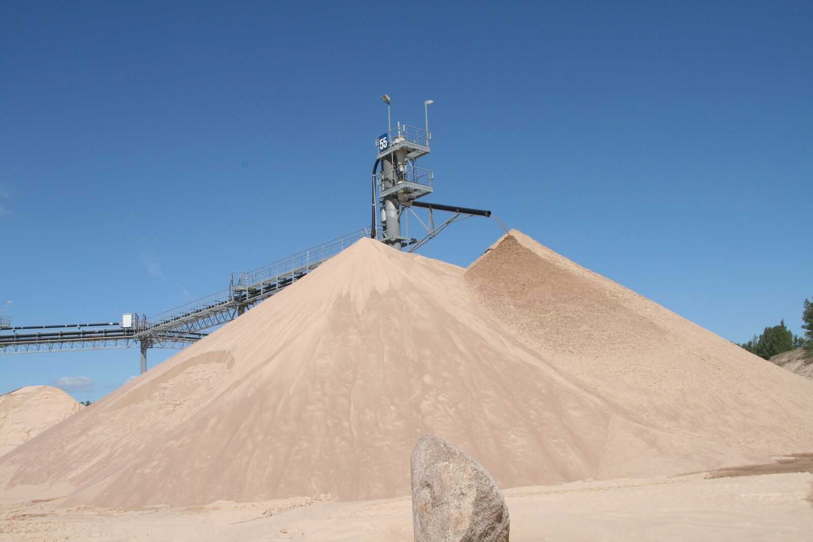 https://sibelco.getbynder.com/m/0016cf62575e0f1d/large-EUR_SWEDEN_Baskarp_sand_2010_003-JPG.jpg