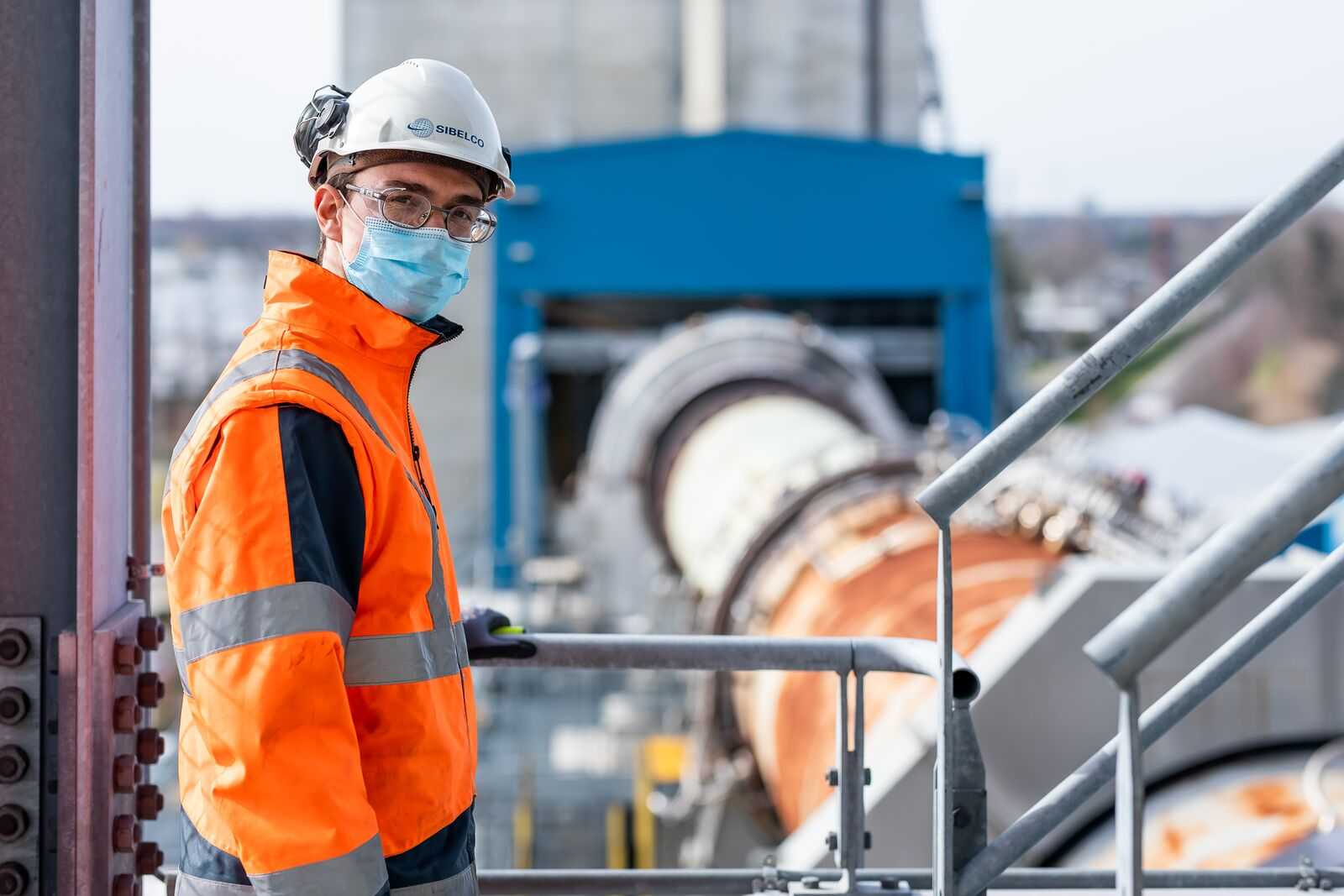 https://sibelco.getbynder.com/m/49e25c40ce0f3ed3/large-Sibelco-Dessel-corporate-20210222-hr-160.jpg